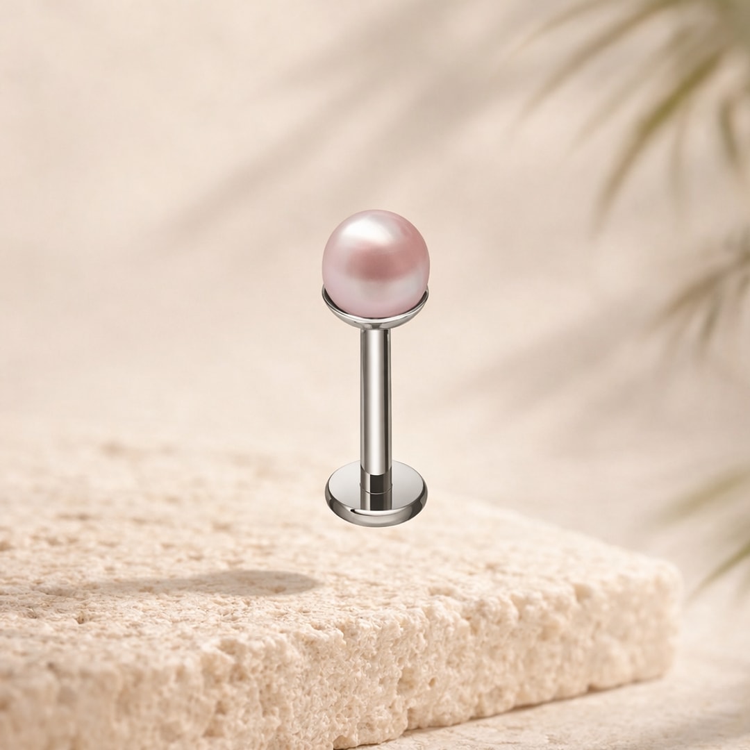 Stud fausse perle PVD or 18K — titane