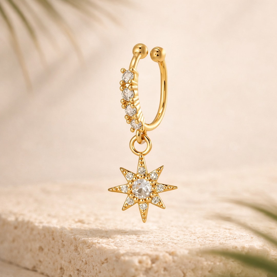 Faux piercing sans trou pour nez et hélix, anneau doré serti de zircons avec pendentif soleil