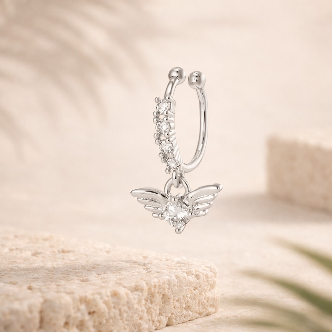 Faux piercing sans trou pour nez et hélix, anneau argenté serti de zircons avec pendentif ailes d'ange