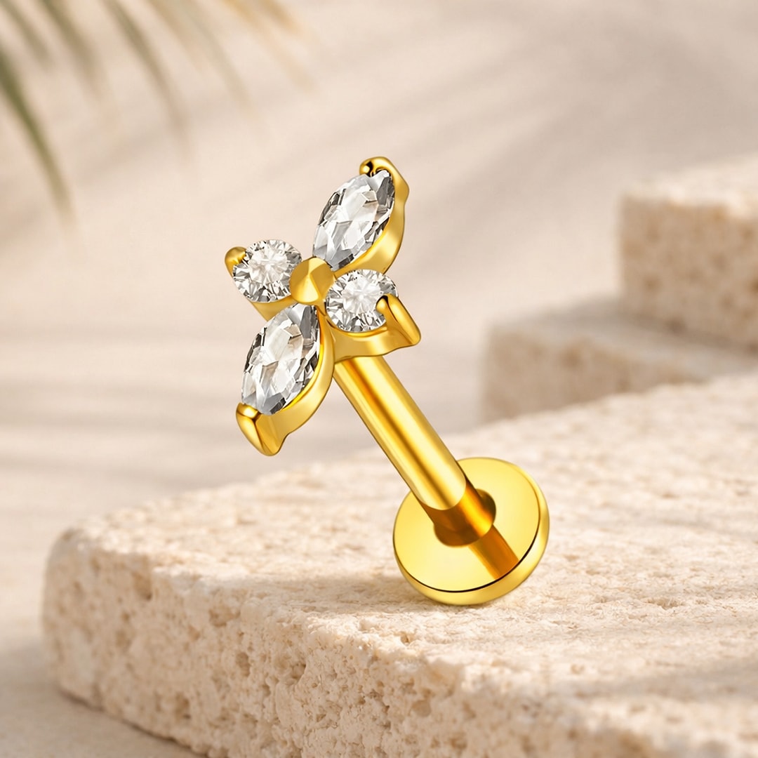 Labret papillon en acier doré serti de zircons blancs, tige droite et disque plat
