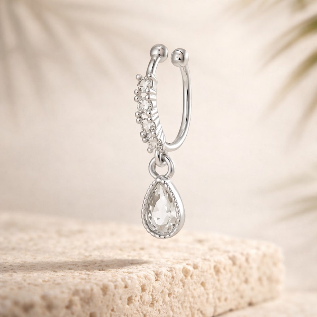 Faux piercing sans trou pour nez et hélix, anneau argenté serti de zircons avec pendentif goutte