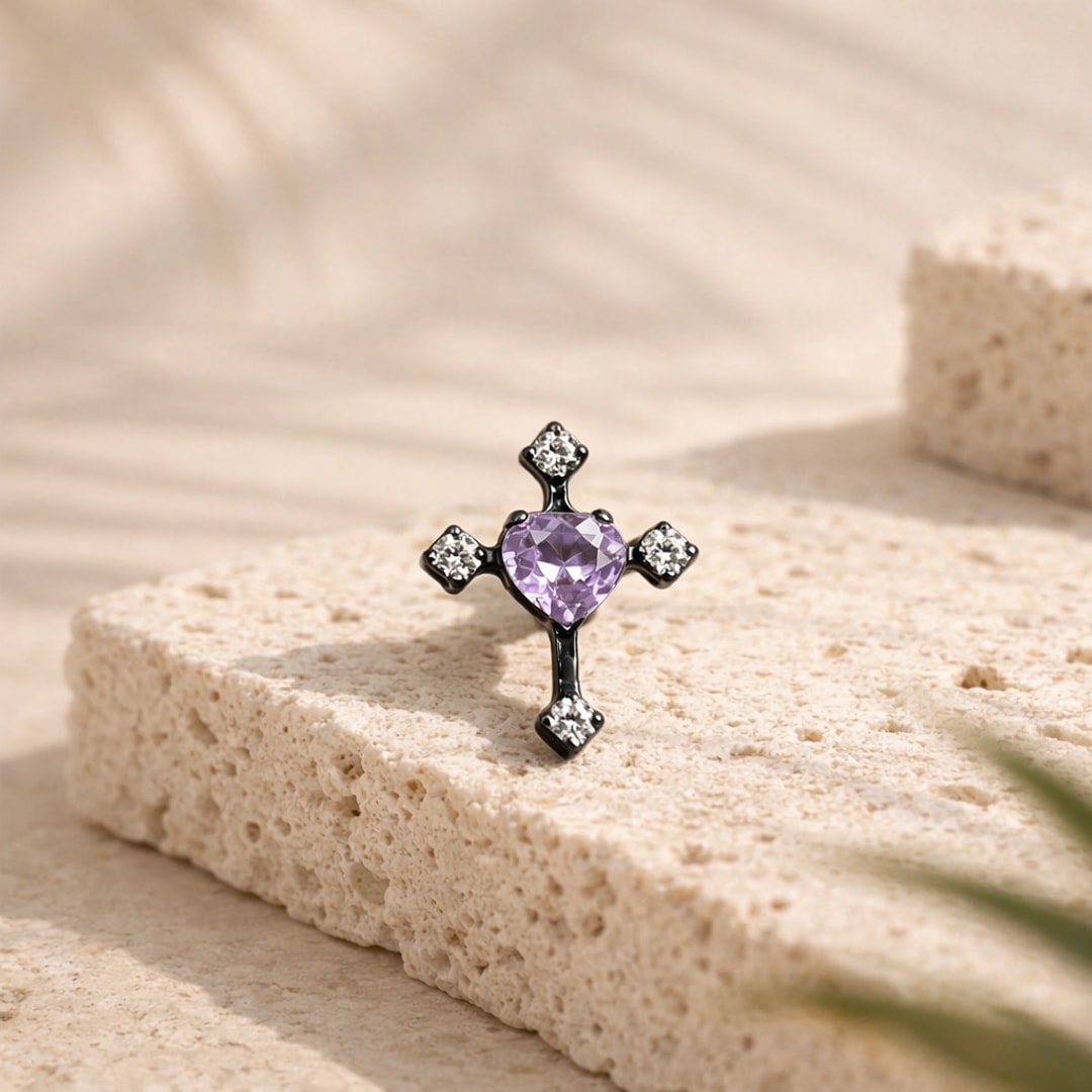 Bijou de piercing stud / flat back, Bijou de piercing en titane placage noir, zircon violet, en titane