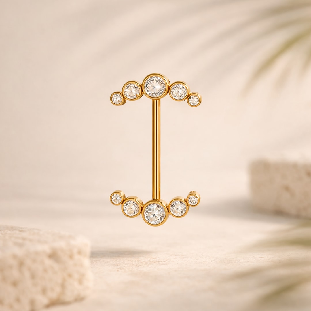 Barbell de téton en titane doré avec deux arcs de cinq zircons blancs sertis clos