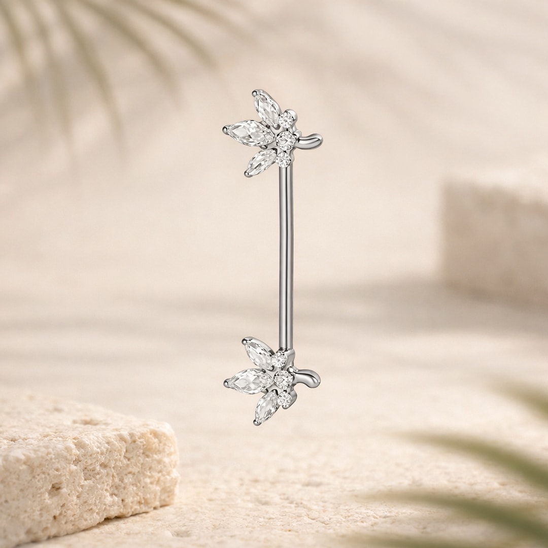 Barbell de téton en titane argenté avec zircons blancs taille marquise disposés en éventail aux deux extrémités