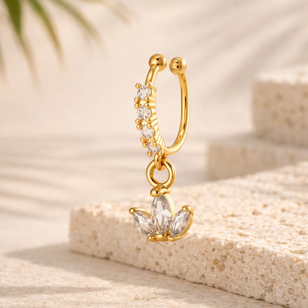 Faux piercing sans trou pour nez et hélix, anneau doré serti de zircons avec pendentif lotus