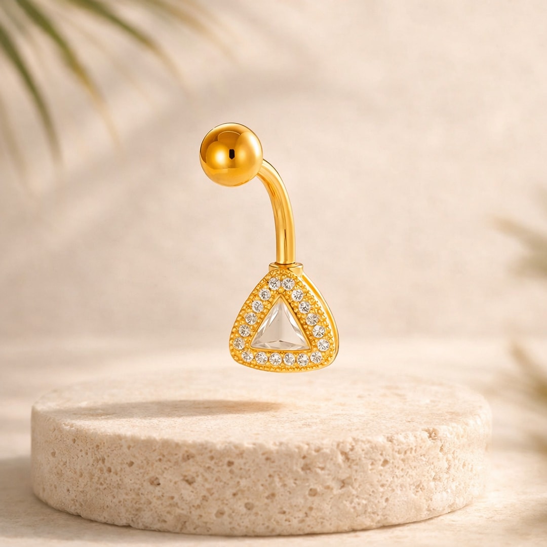 Banane de nombril dorée en acier, pendentif triangle serti d'un cristal blanc entouré de petits strass
