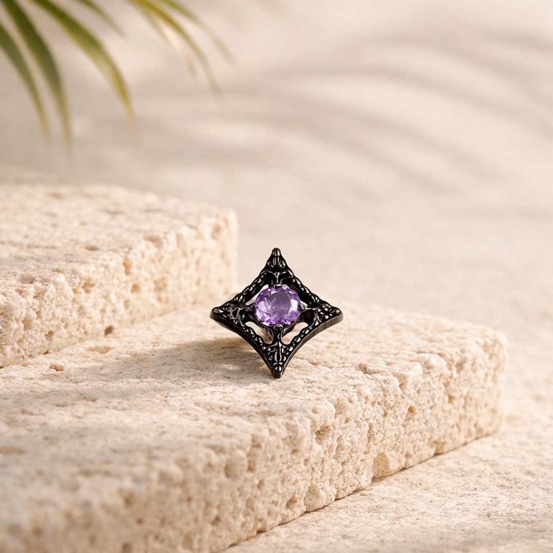 Nose stud flat back en titane noir en forme d'étoile ajourée avec zircon violet serti au centre