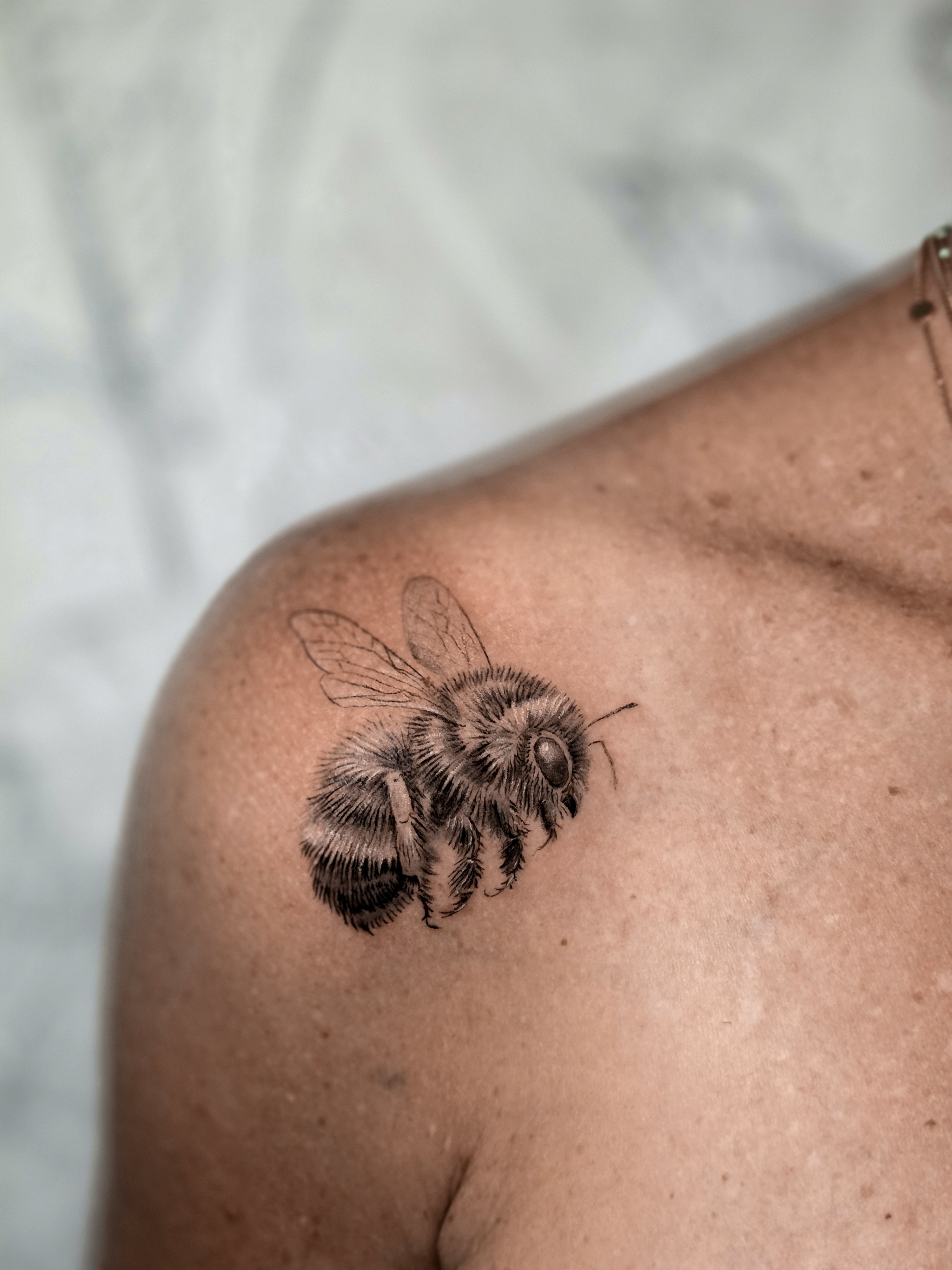 Tatouage par JM à Saint-Denis